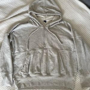 Grey Old Navy Sweatshirt